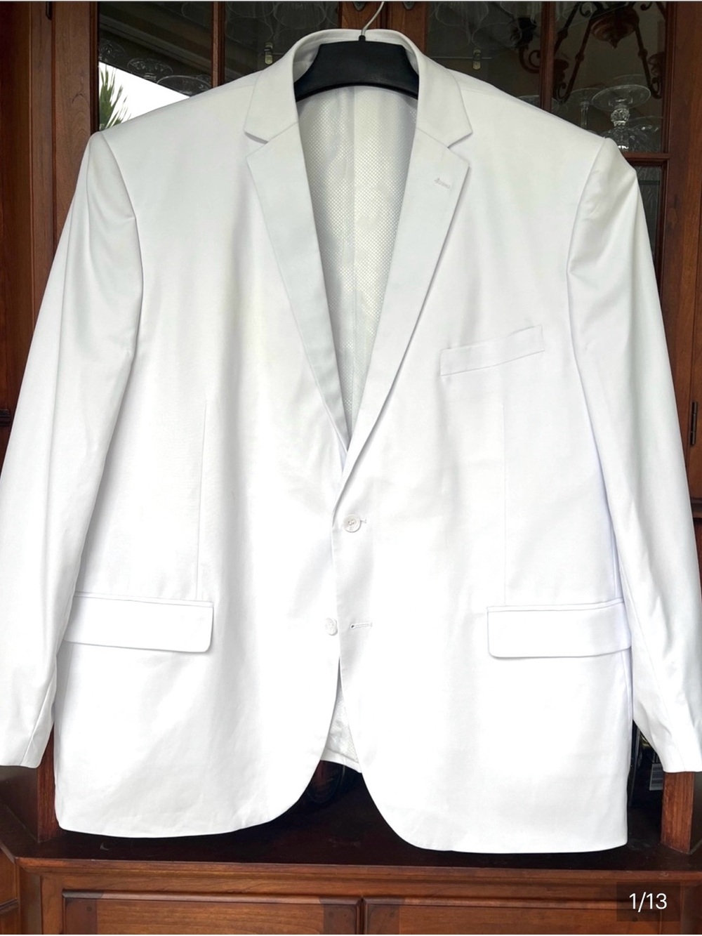 Tailored White Single-Breasted Blazer - Classic Men's Sport Coat